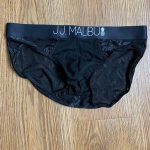 J.J. Malibu briefs